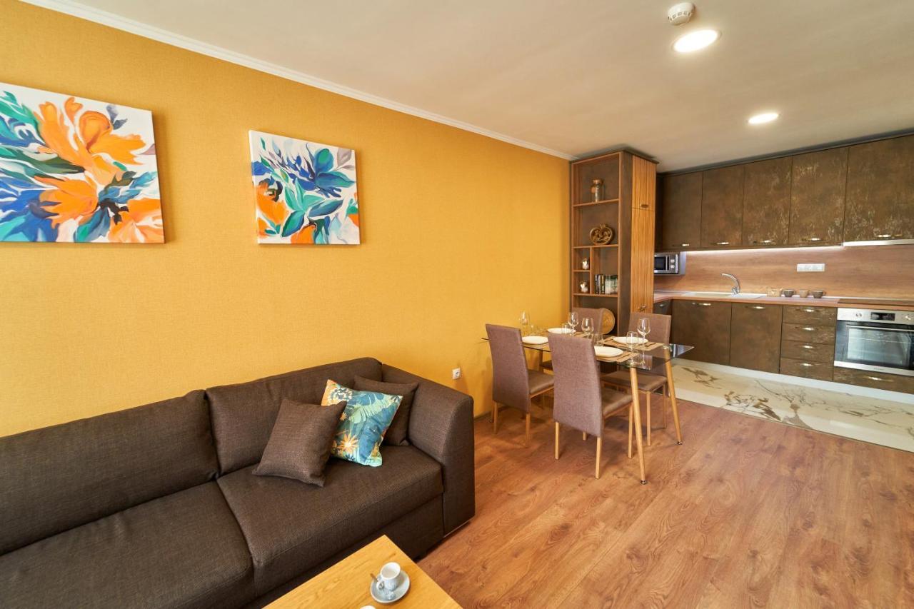 Инфинити Burgas Екстер'єр фото
