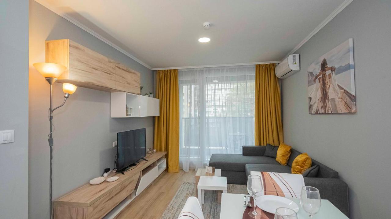 Инфинити Burgas Екстер'єр фото